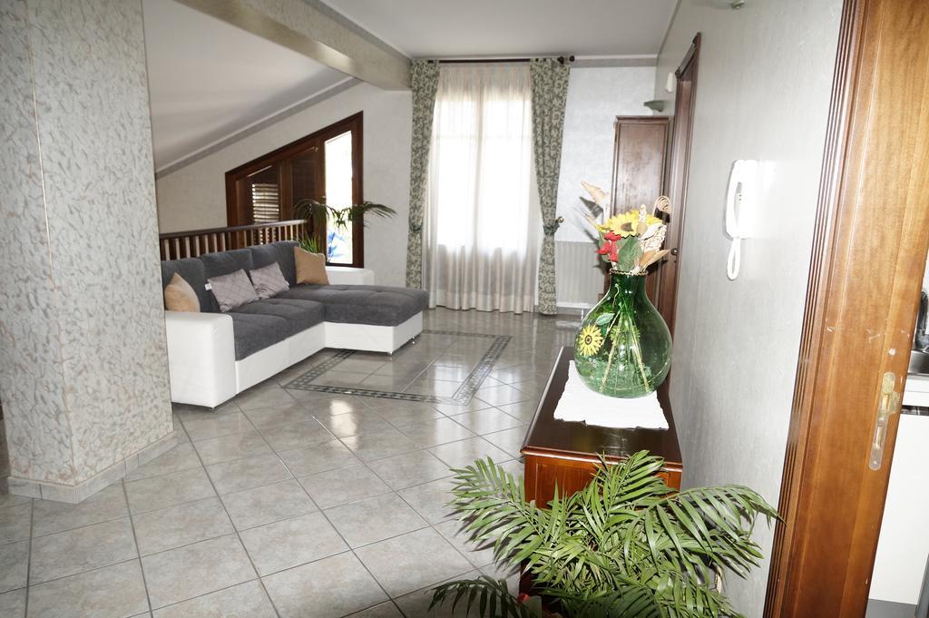 זפראנה אטניאה Villa Esclusiva Con Piscina Privata E Vista Etna מראה חיצוני תמונה